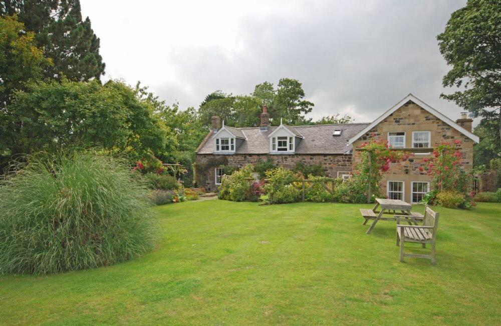 Newton Cottage Exterior photo