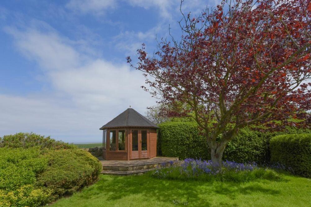 Newton Cottage Exterior photo